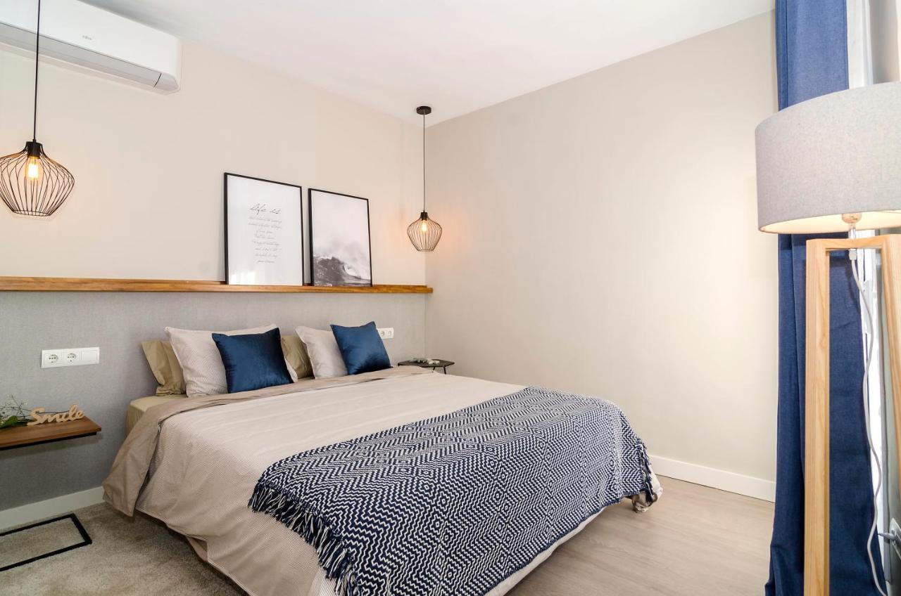 Sitges Spaces Deluxe Centre Apartment Exterior photo